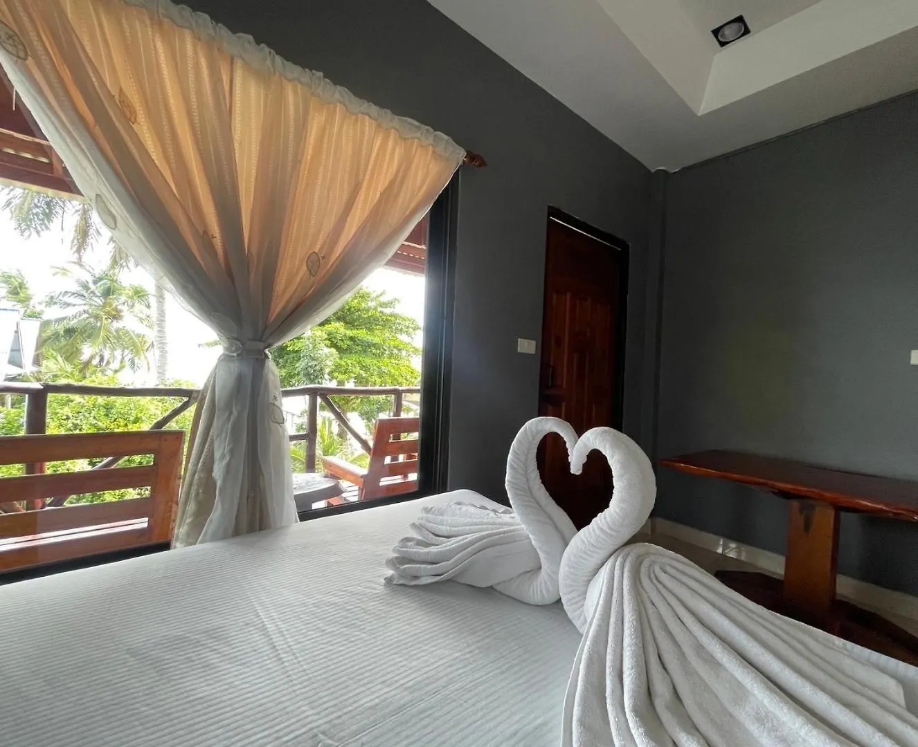 Big Fish Resort Koh Tao